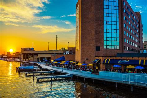 Best hotels in fond du lac View deals from £51 per night, see photos and read reviews for the best Fond du Lac hotels from travellers like you - then compare today's prices from up to 200 sites on Tripadvisor